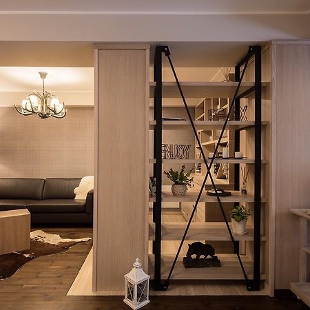 Chalet Alpina Moroeni Zewnętrze zdjęcie