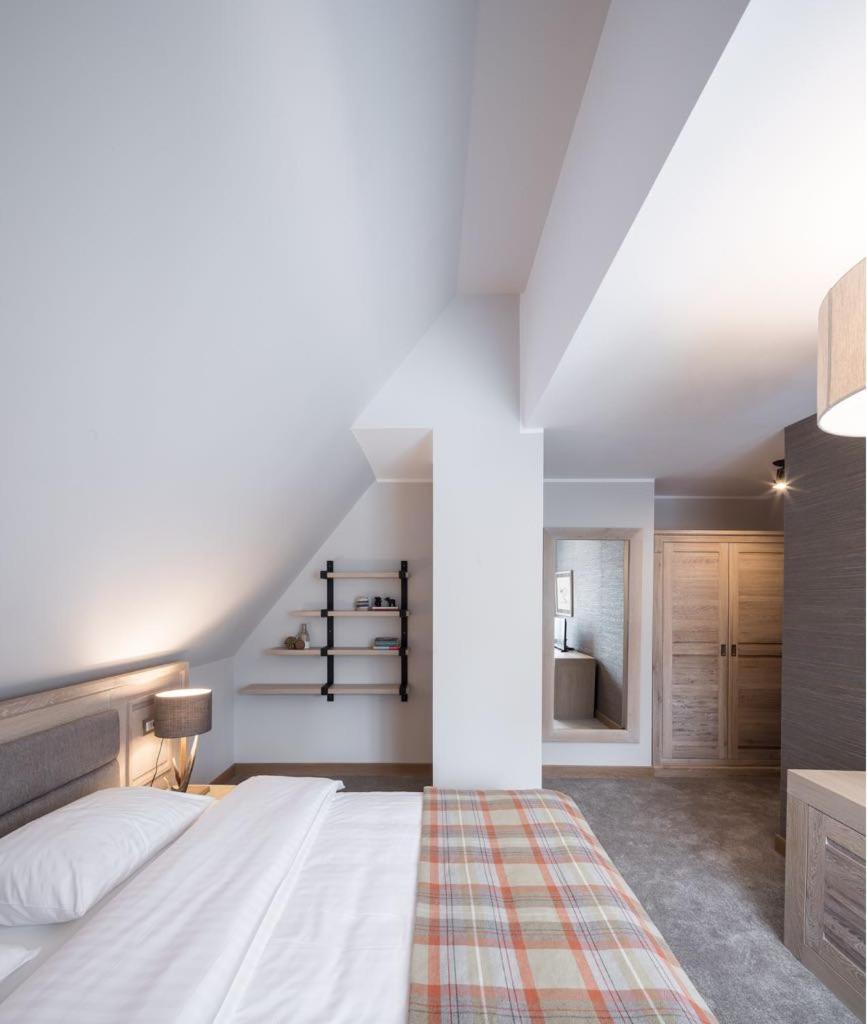 Chalet Alpina Moroeni Zewnętrze zdjęcie